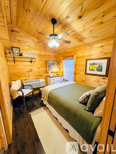 Clarkesville House: 3103 GA 197