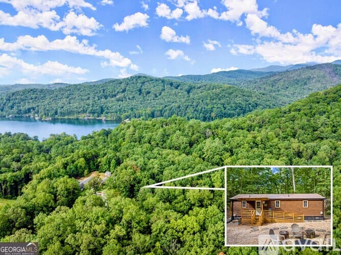 Clarkesville House: 3103 GA 197