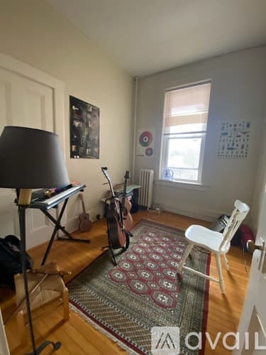 Amherst Apartment: 69 South Pleasant Street