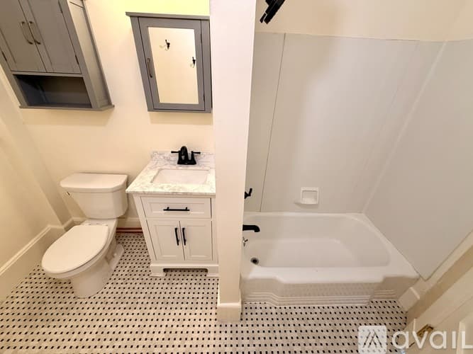Amherst Apartment: 69 South Pleasant Street