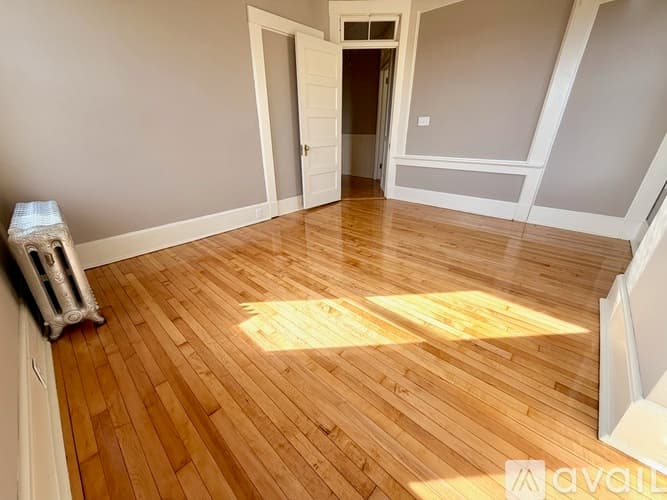 Amherst Apartment: 69 South Pleasant Street