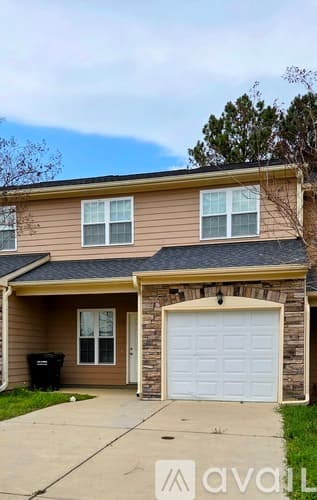 Clayton Townhome: 113 Beechleaf Ct