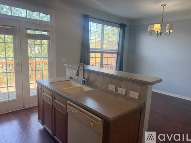 Smyrna Townhome: 459 Tioram Lane Southeast