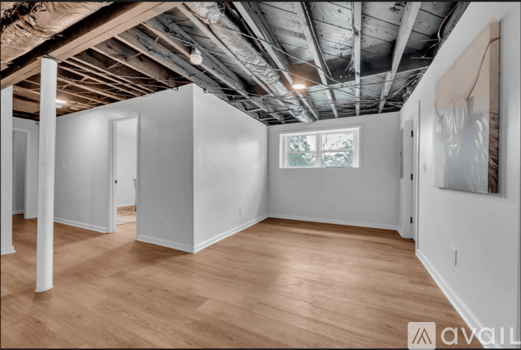 Birmingham House: 917 S Forrest Dr