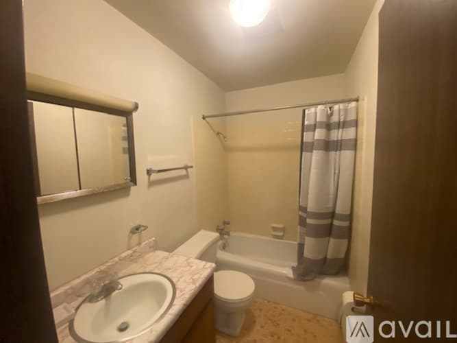St. Cloud Apartment: 316 33rd Ave N