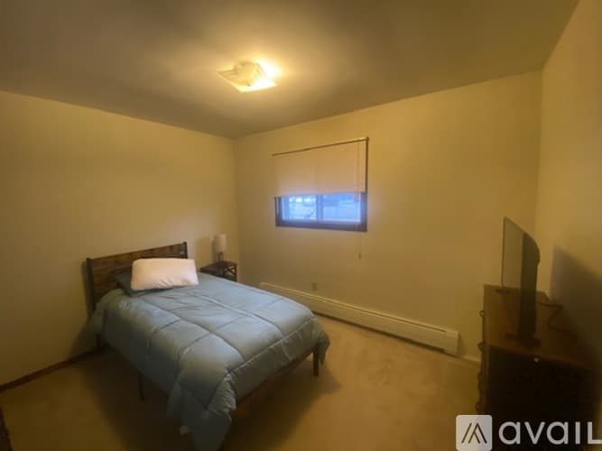 St. Cloud Apartment: 316 33rd Ave N