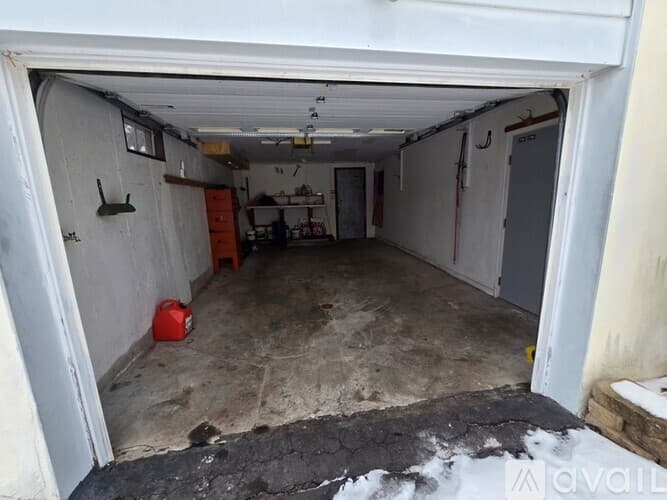 Sullivan County House: 62 Pucky Huddle Rd