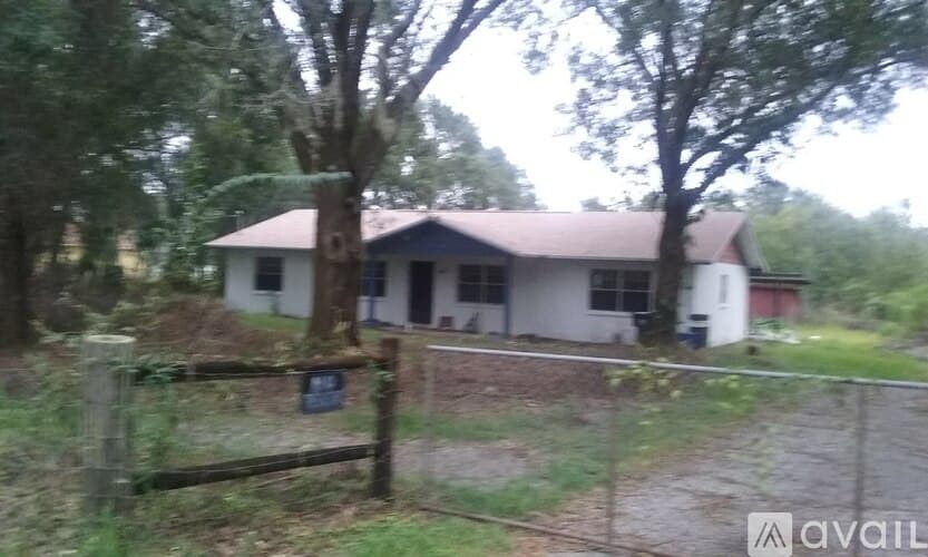 Tampa House: 13319 Cain Rd
