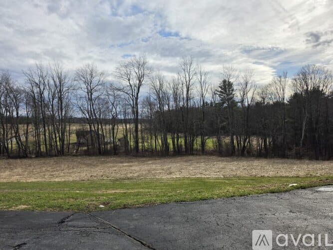 Sullivan County House: 62 Pucky Huddle Rd