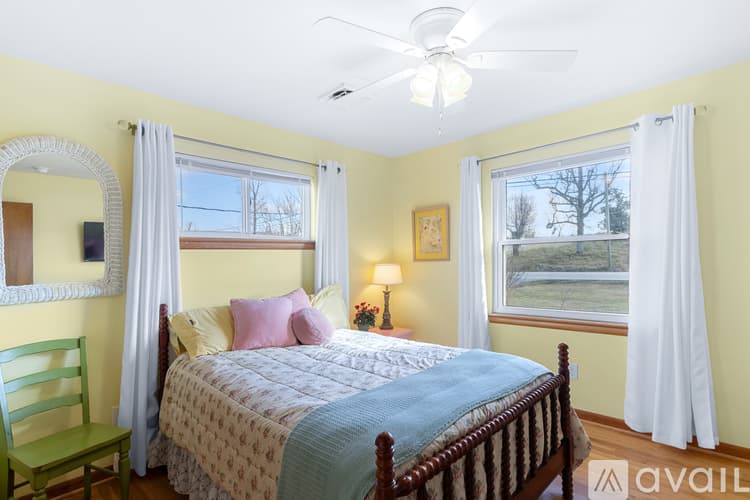Chattanooga House: 2419 Jenkins Rd