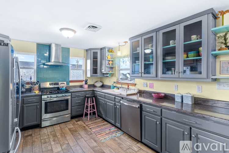 Chattanooga House: 2419 Jenkins Rd