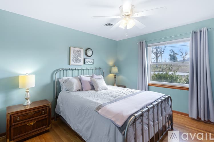 Chattanooga House: 2419 Jenkins Rd