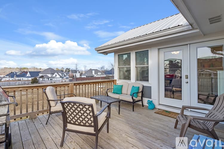 Chattanooga House: 2419 Jenkins Rd