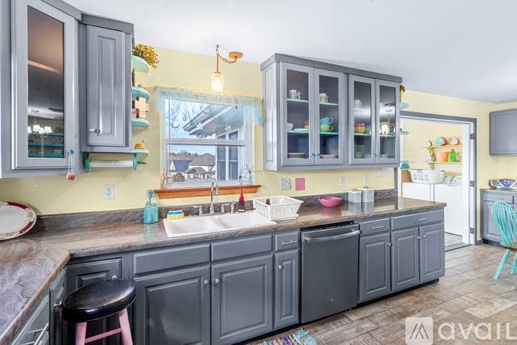Chattanooga House: 2419 Jenkins Rd