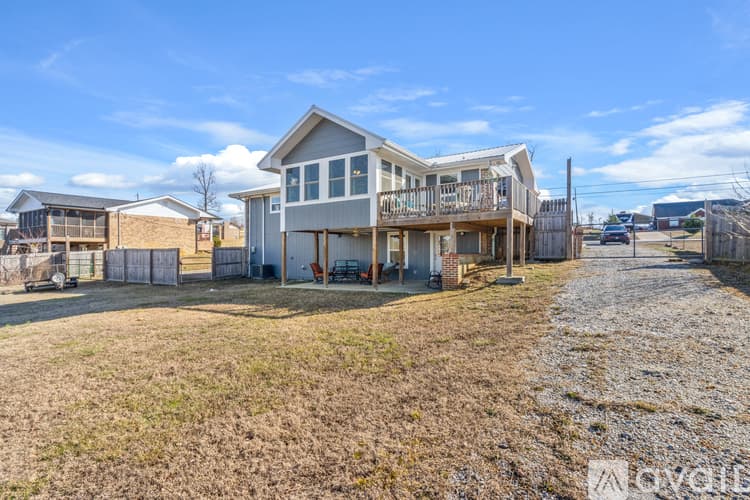 Chattanooga House: 2419 Jenkins Rd