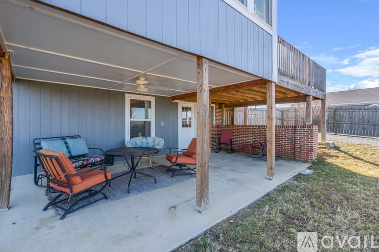 Chattanooga House: 2419 Jenkins Rd