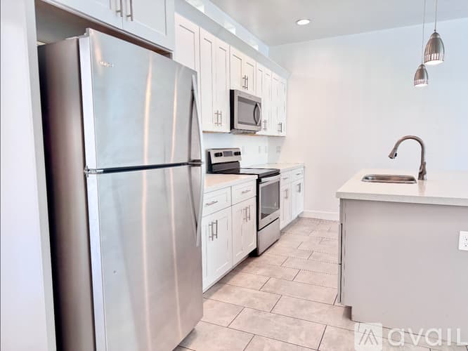 Phoenix Apartment: 3000 N 37th St