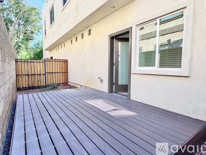 Phoenix Apartment: 3000 N 37th St