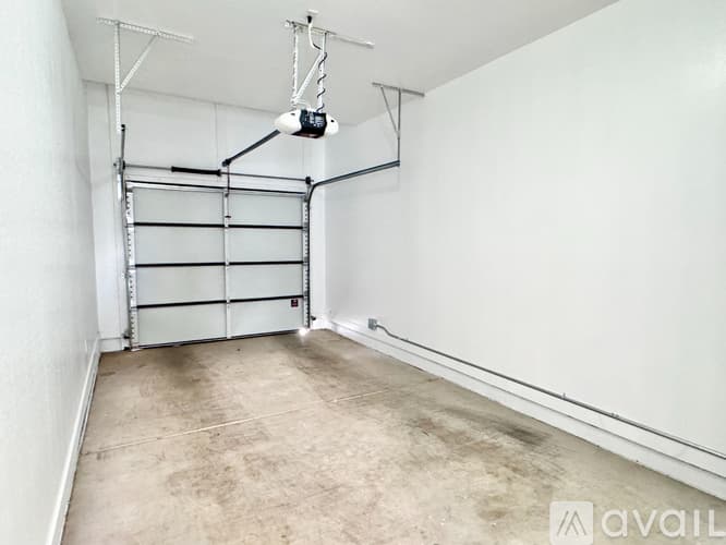 Phoenix Apartment: 3000 N 37th St