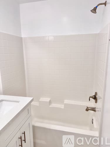 Phoenix Apartment: 3000 N 37th St