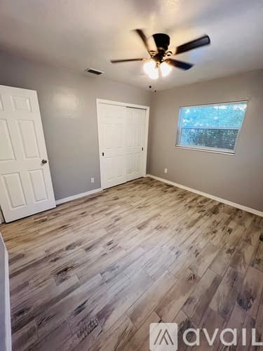 Seminole House: 10180 62nd Terrace N
