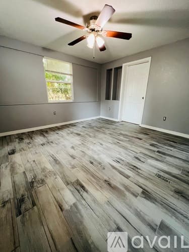 Seminole House: 10180 62nd Terrace N