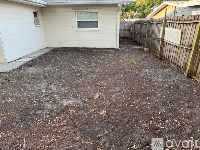 Seminole House: 10180 62nd Terrace N