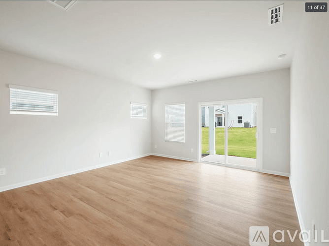Garner House: 633 Red River Dr