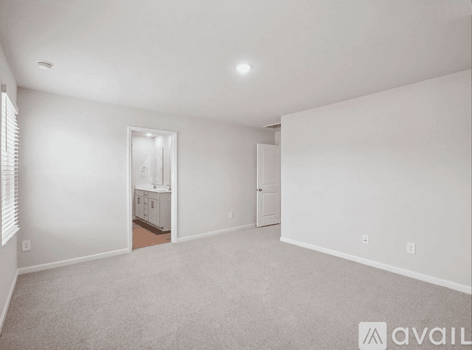 Garner House: 633 Red River Dr
