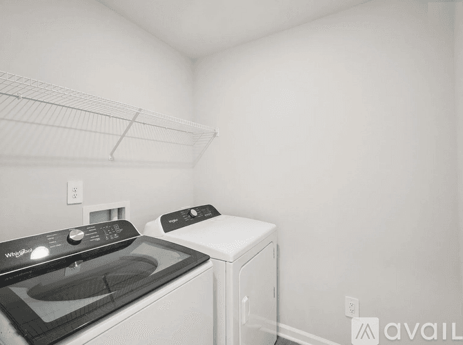 Garner House: 633 Red River Dr