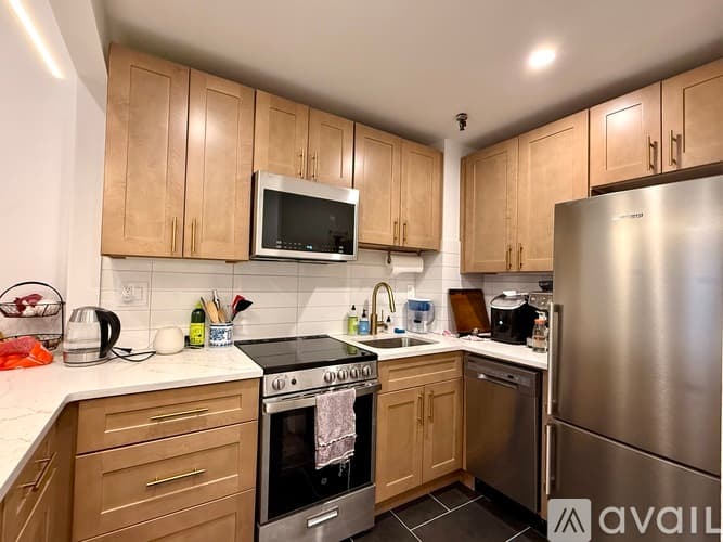Boston Apartment: 188 Marlborough St