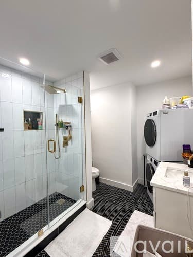 Boston Apartment: 188 Marlborough St