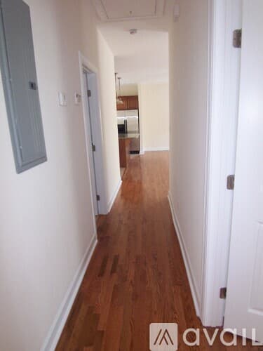 Savannah House: 537 East Hall Lane