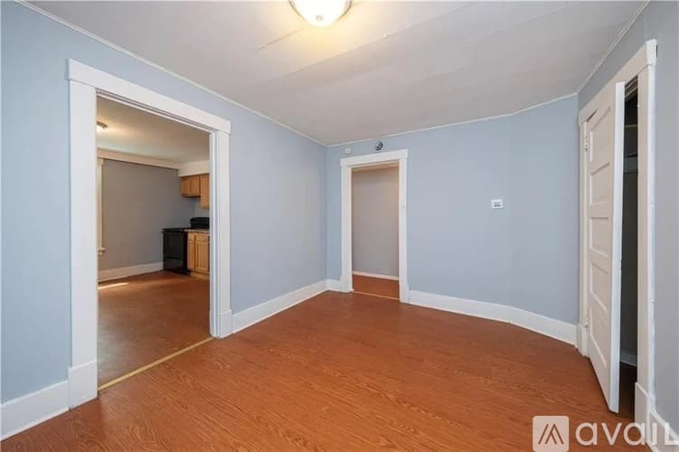 Butler Apartment: 115 Spring Street