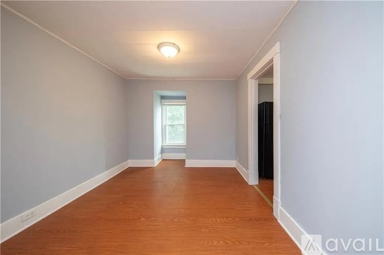 Butler Apartment: 115 Spring Street