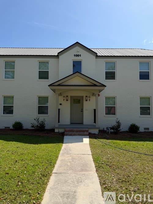Moultrie Apartment: 1001 1st St SE