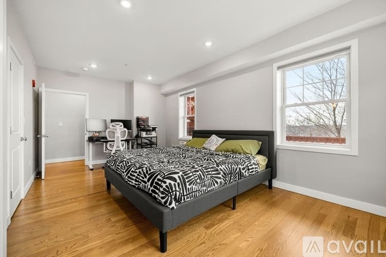 Boston Condo: 47 Sargent Street