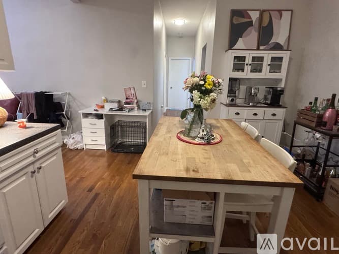 Brookline Apartment: 15 Stearns Rd