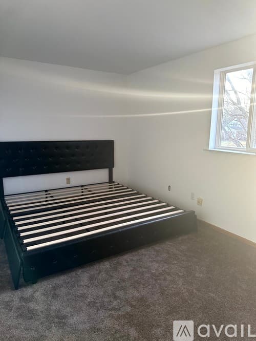 Pekin House: 3 Florentine Ct
