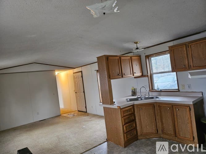 Le Sueur County House: 46446 Beaver Dam Road