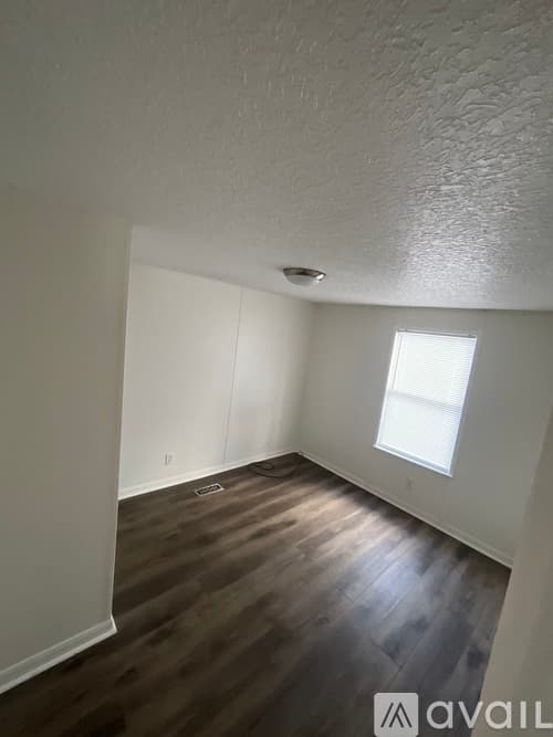 Cocoa House: 1641 Ridge Drive
