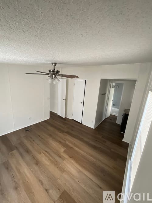 Cocoa House: 1641 Ridge Drive