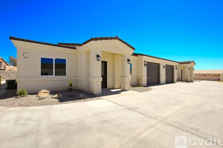 Lake Havasu City Townhome: 2860 Jamaica Boulevard South