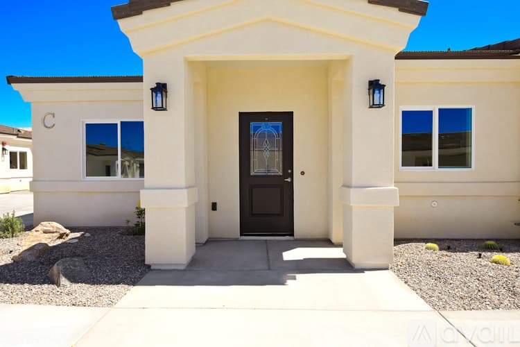 Lake Havasu City Townhome: 2860 Jamaica Boulevard South