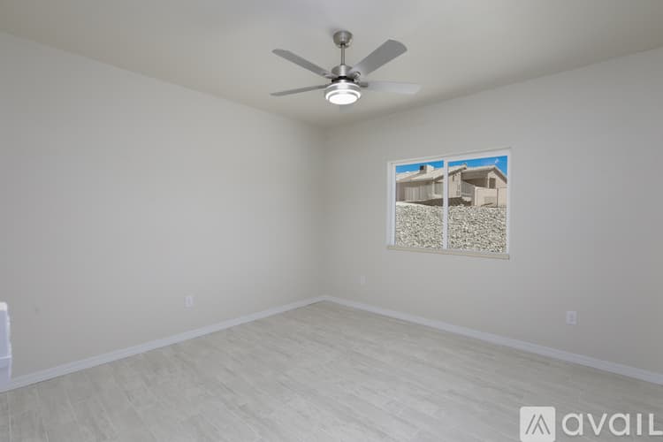 Lake Havasu City Townhome: 2860 Jamaica Boulevard South