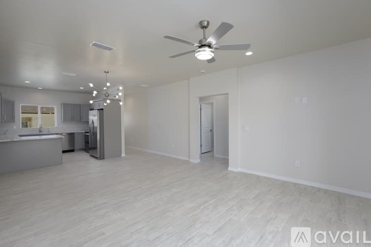 Lake Havasu City Townhome: 2860 Jamaica Boulevard South