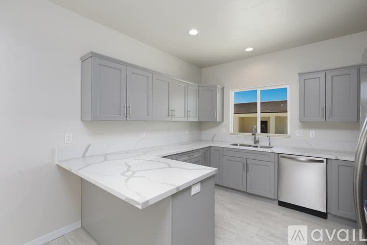 Lake Havasu City Townhome: 2860 Jamaica Boulevard South