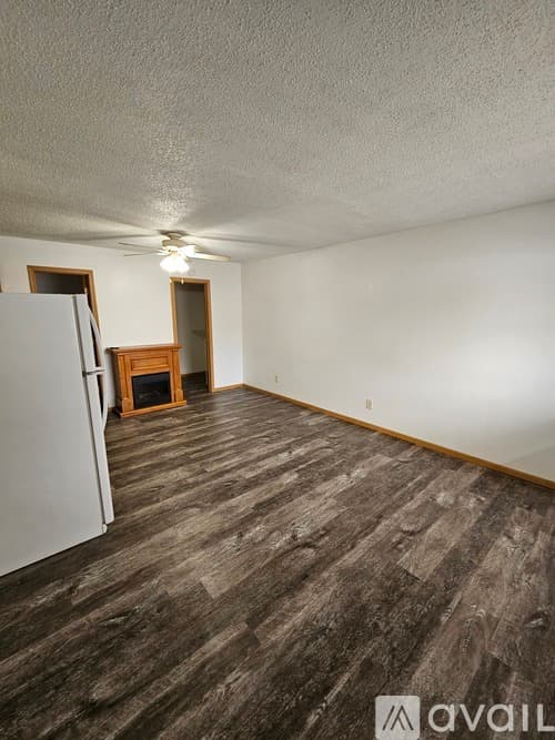 La Crosse Apartment: 2222 32nd St S