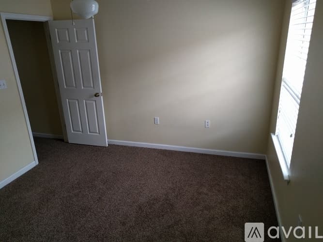 Tallahassee House: 2738 West Tharpe Street