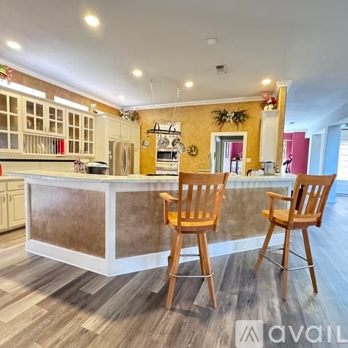 Southlake House: 3210 Jordan Dr
